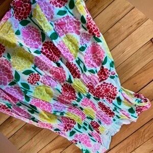 Neck sleeveless pretty blouse